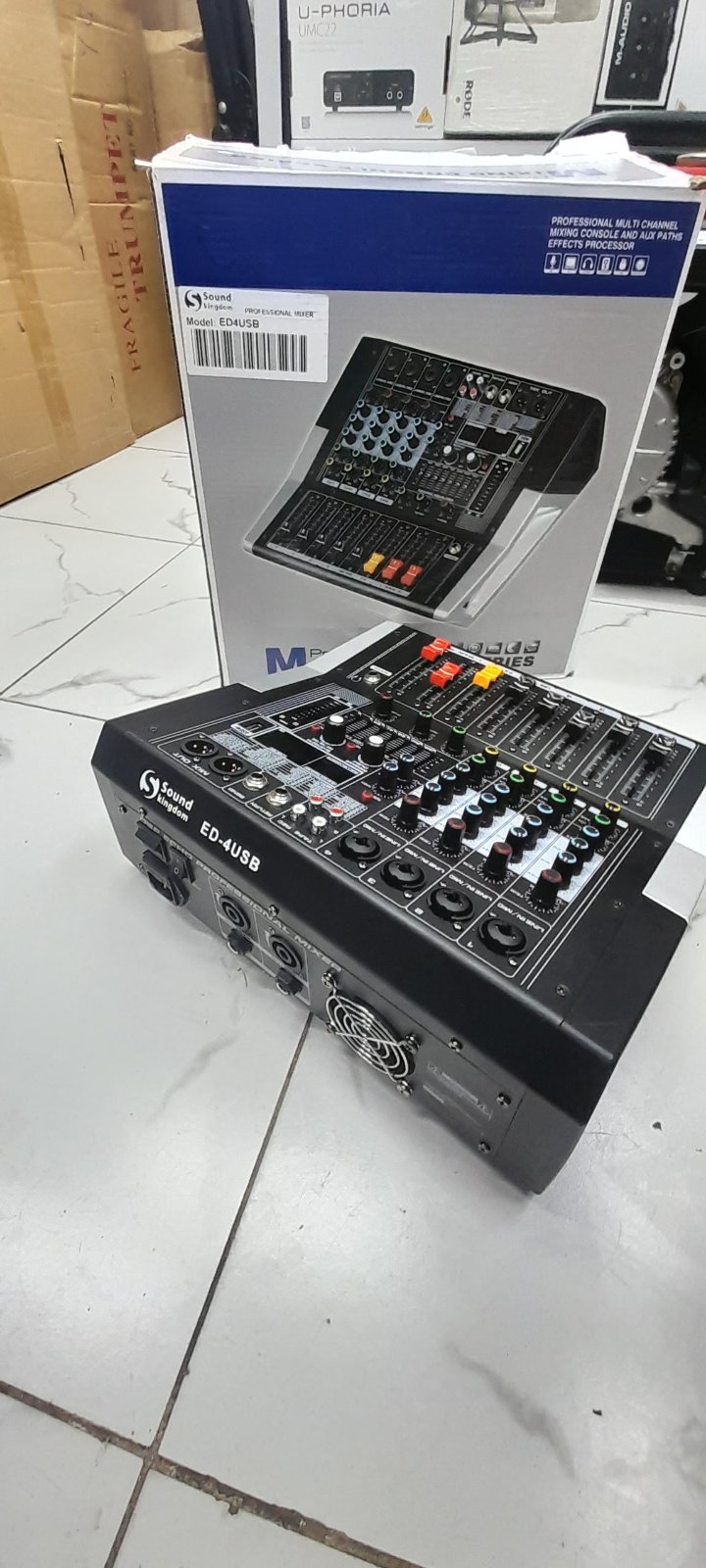 Pro mixer KV40 4 channel powered PA mixer