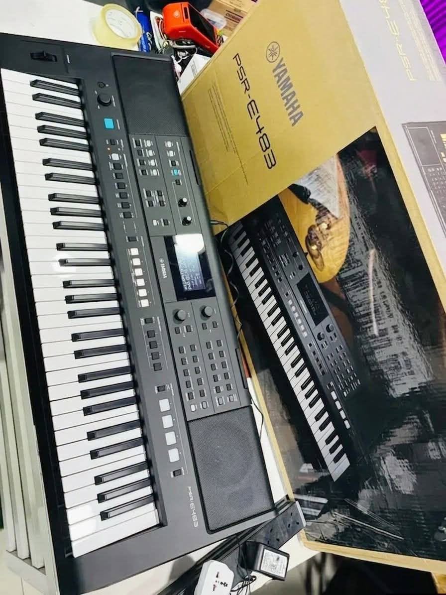 Yamaha PSR-E483 61-Key Electronic Keyboard - 61 keys