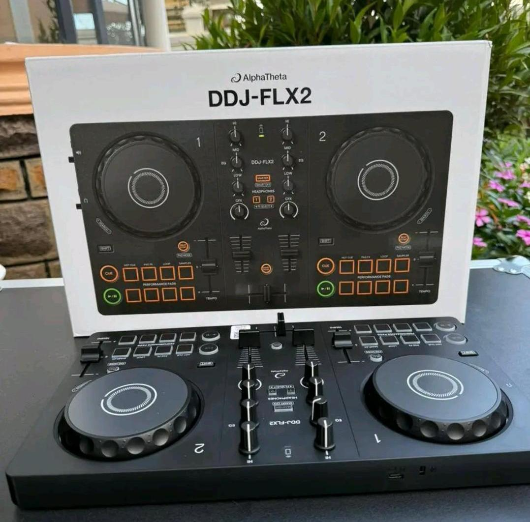 AlphaTheta DDJ-FLX2 Compact 2-Channel DJ Controller