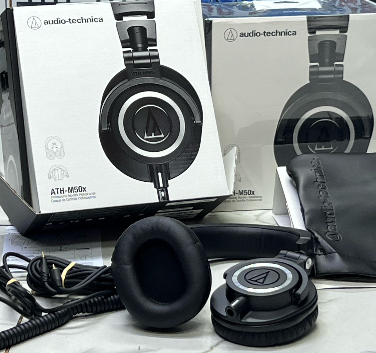 Audio-Technica ATH-M50x Professional Studio Monitor Headphones