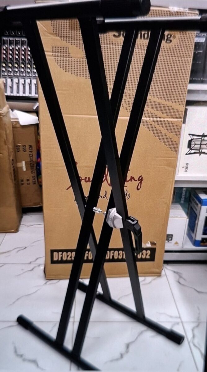 Soundking DF029 Double Braced Keyboard Stand | Heavy Duty Support